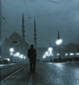 orhan-pamuk-istanbul-cover-photo